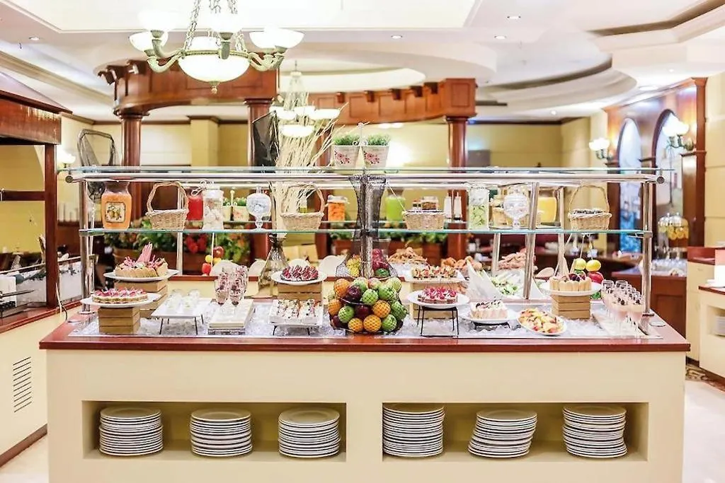 Knight Castle Hotel دبي 5*,