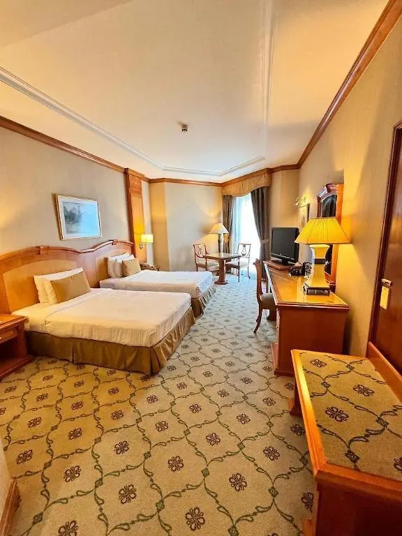 Knight Castle Hotel دبي 5*,