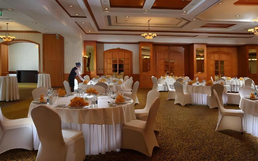 Knight Castle Hotel Dubai